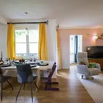 Chasa Valbernard Appartement *
